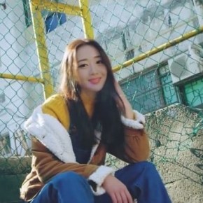 Song Review: LOONA (Yves) –&nbsp;New