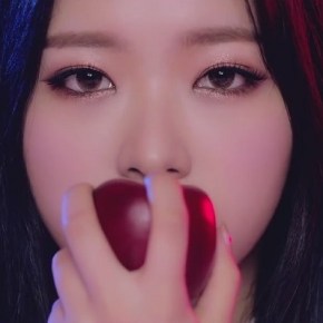 Song Review: LOONA (Olivia Hye) – Egoist (ft.&nbsp;JinSoul)