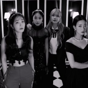 Song Review: Apink – I’m So&nbsp;Sick