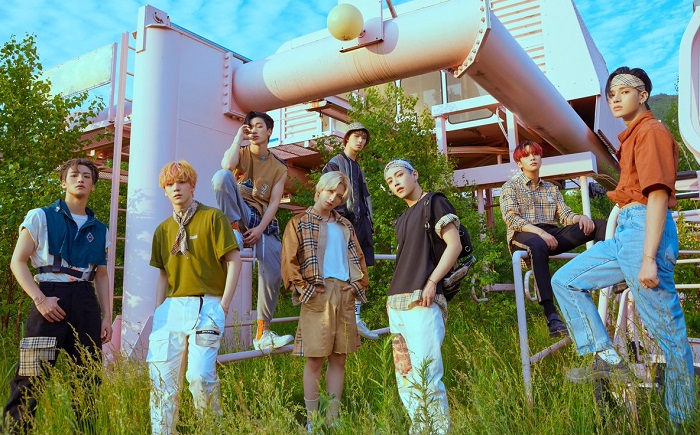 Song Review: ATEEZ – Thanxx | The Bias List // K-Pop Reviews