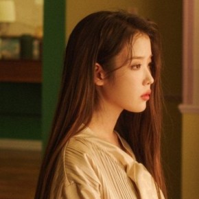 Song Review: IU –&nbsp;Celebrity