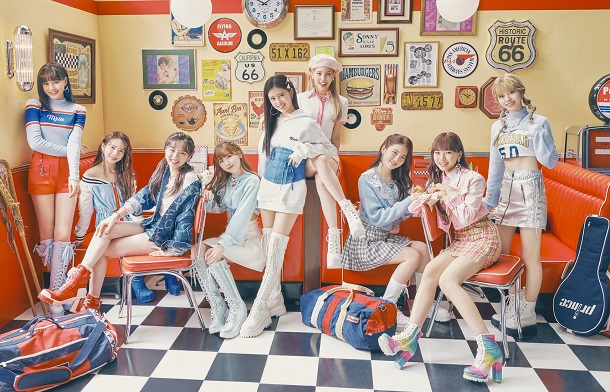 NiziU - Take A Picture