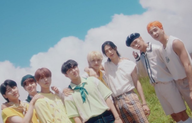 Stray Kids - The View