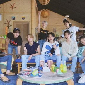 Buried Treasure: Stray Kids – Super&nbsp;Board