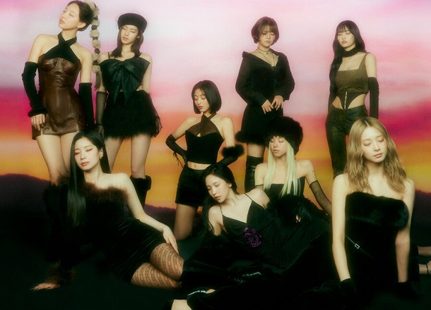 Twice - Moonlight Sunrise