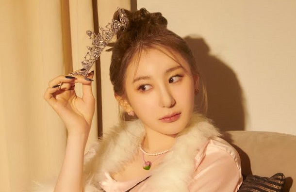 Lee Chaeyeon - Knock