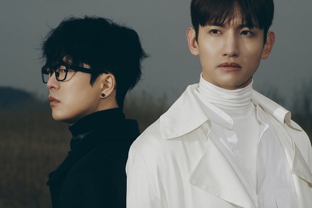 Max Changmin (TVXQ) &amp; Ha Hyunwoo (Guckkasten) - Hybrid