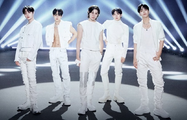 Song Review: Treasure – Move (T5) | The Bias List // K-Pop Reviews