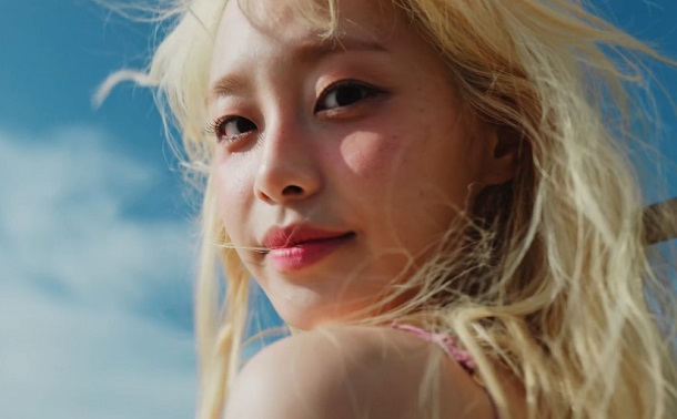 Chuu - Underwater