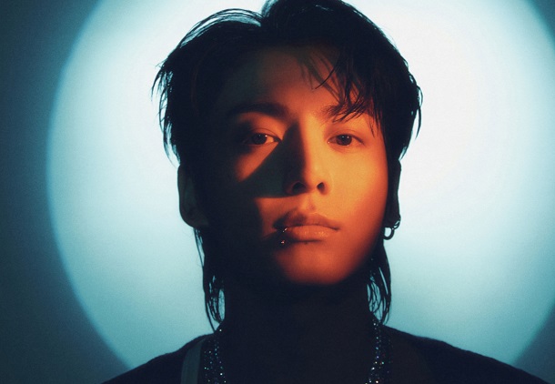 Jungkook (BTS) - Standing Next To You