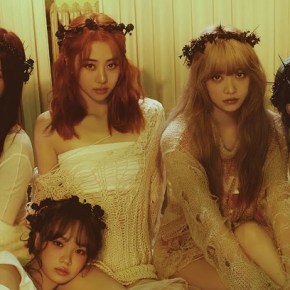 Song Review: LE SSERAFIM –&nbsp;Smart