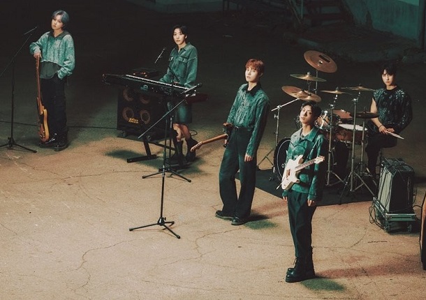 ONEWE - Beautiful Ashes