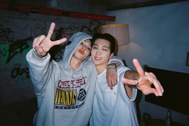 from20 X HELLO GLOOM - Your Love