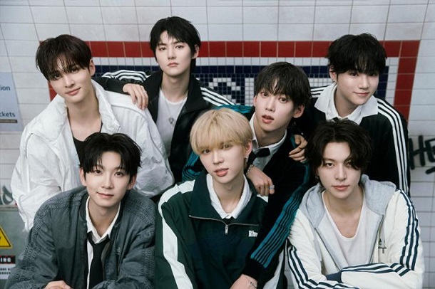 AMPERS&amp;ONE - He + She = We