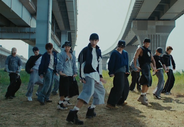 Seventeen - Love, Money, Fame (ft. DJ Khaled)