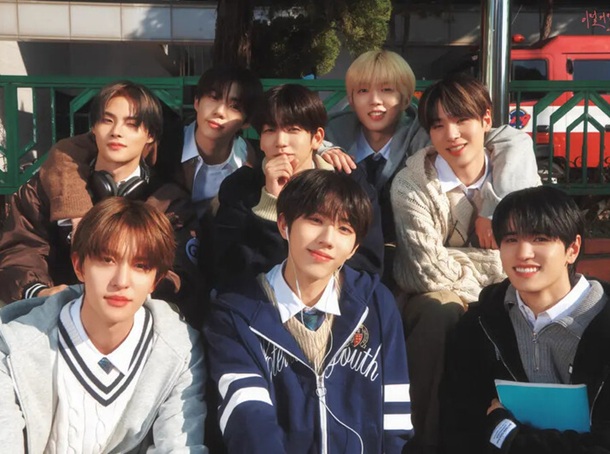 8TURN - Like a Friend