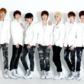 Random Shuffle Review: U-KISS –&nbsp;DoraDora