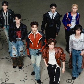 Song Review: ZEROBASEONE –&nbsp;Iconik