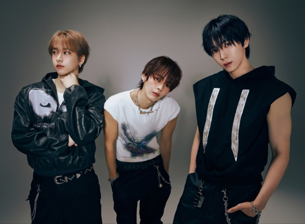 Song Review: QQQ – Uncool